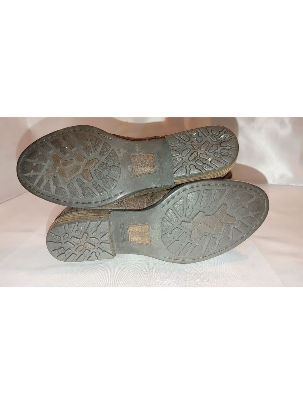 Born Odom Suede Boots Size 9.5M - Picture 9 of 9